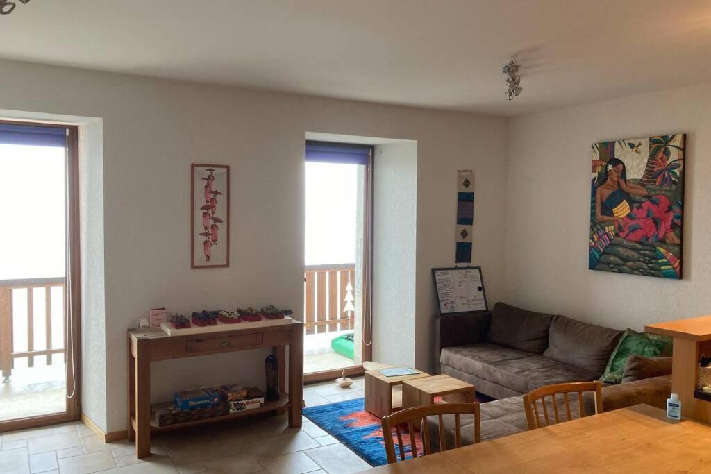 Bel Appartement 2.5 Pieces Avec Balcon, Magnifique Vue Sur Le Glacier Des Grands Finhaut エクステリア 写真